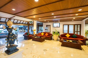 Khu tiếp khách ở sảnh