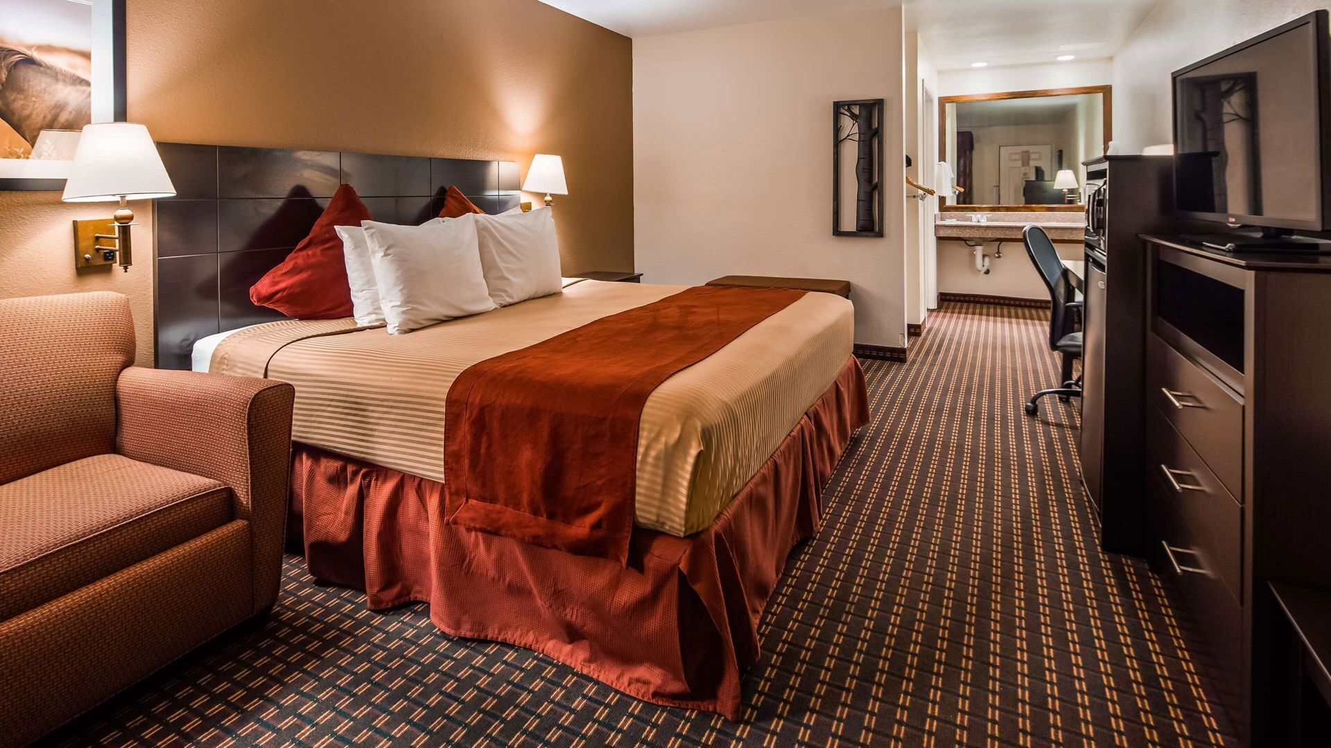 In-room safe, desk, laptop workspace, iron/ironing board