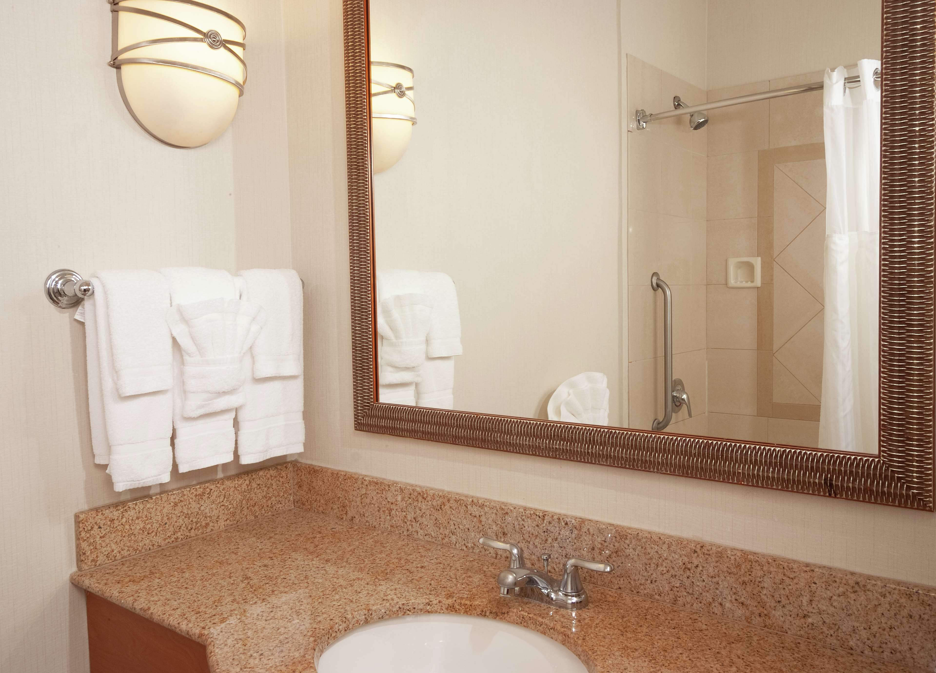 Photo - Hilton Garden Inn Atlanta Airport/Millenium Center