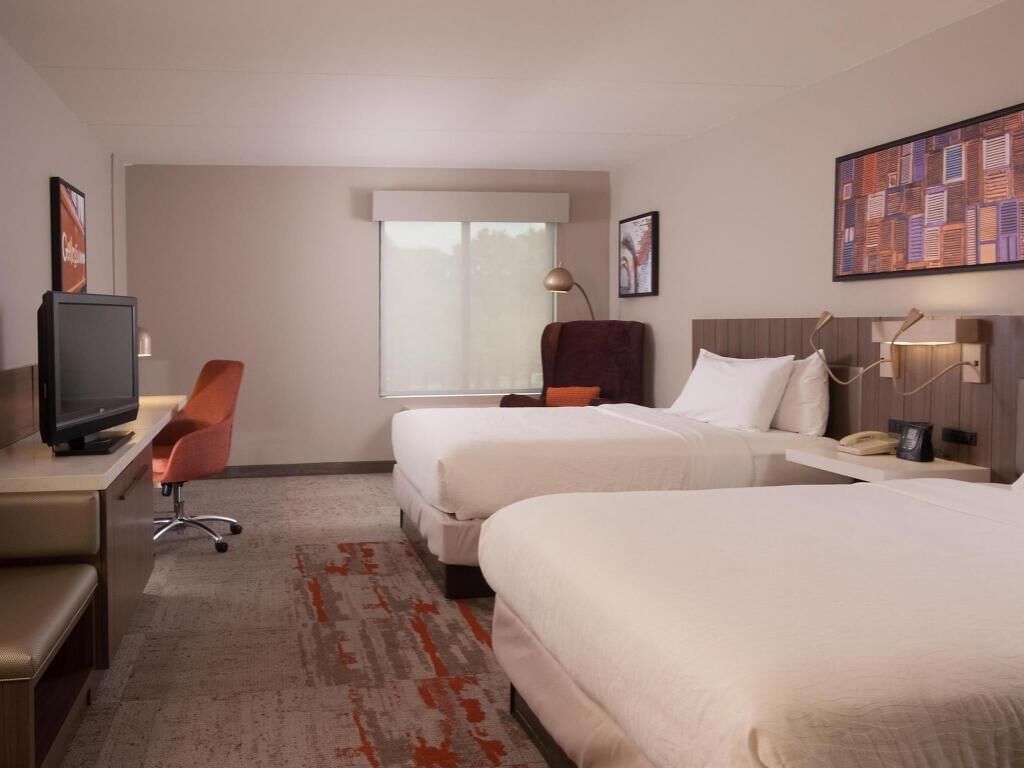 Down comforters, in-room safe, desk, laptop workspace