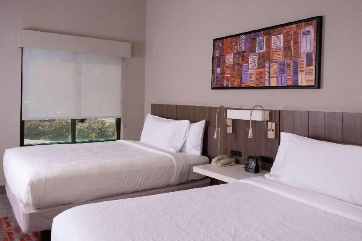 1 bedroom, down duvets, in-room safe, desk