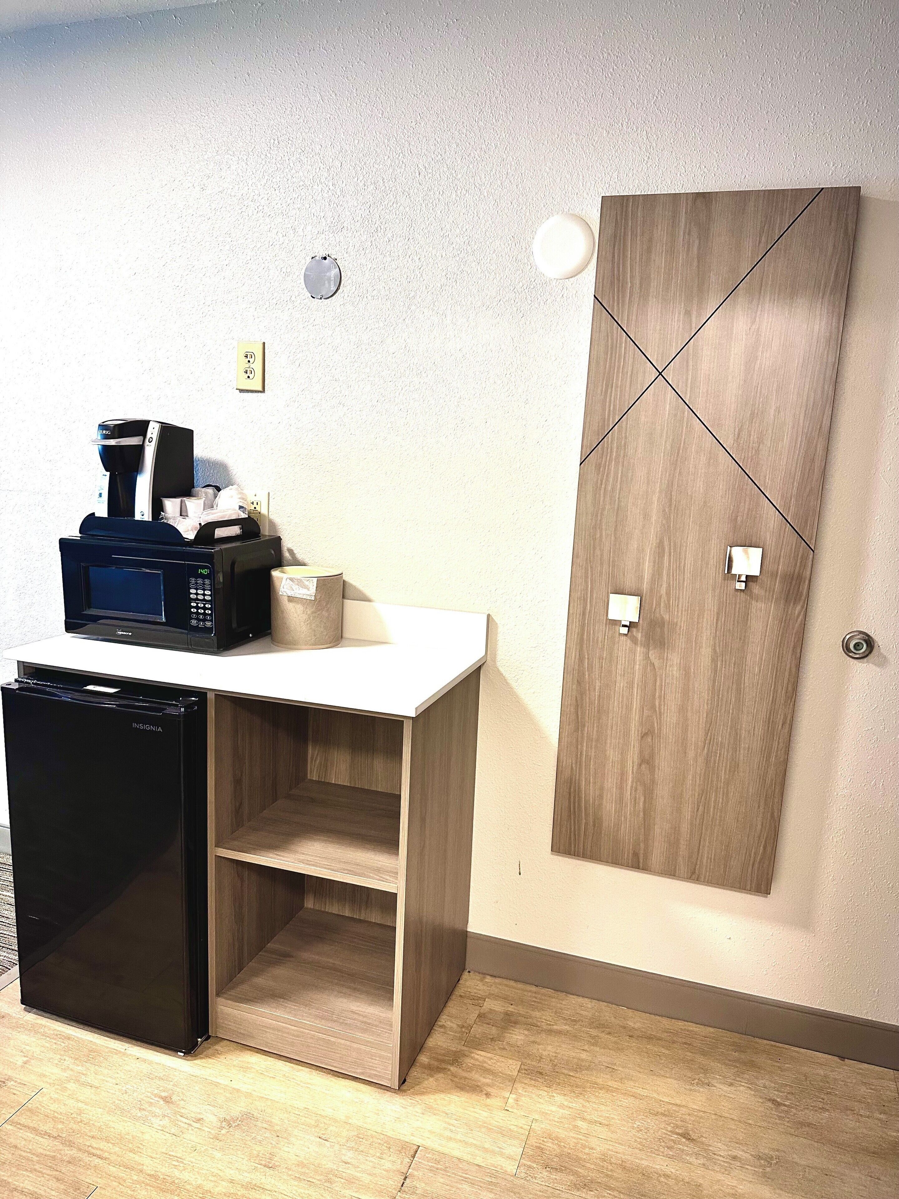 1 bedroom, desk, laptop workspace, blackout curtains