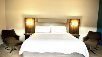 Bureau, espace de travail pour ordinateur portable, rideaux occultants