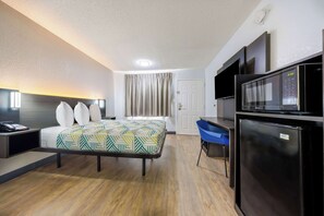 Desk, laptop workspace, free WiFi, bed sheets