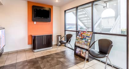 Motel 6 El Paso, TX - East