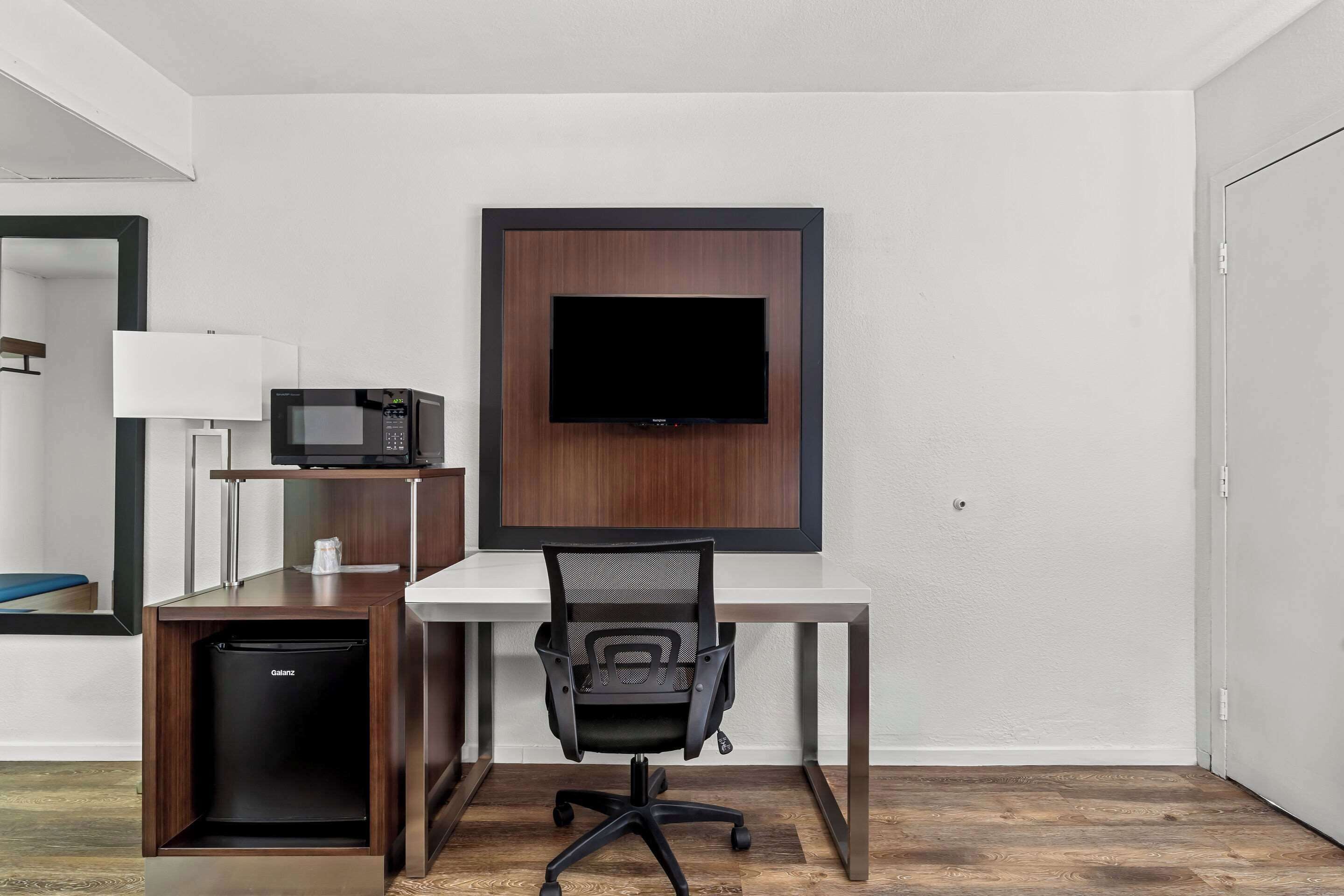 Photo - Econo Lodge Stockton near I-5 Fairgrounds