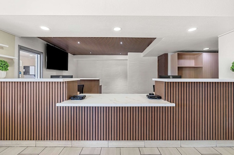 Vestíbulo. Econo Lodge Stockton near I-5 Fairgrounds