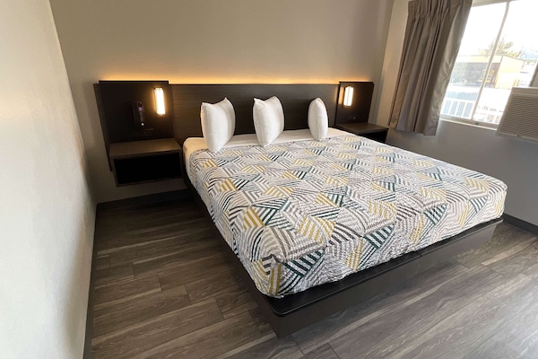 Wifi gratis, ropa de cama, accesible en silla de ruedas