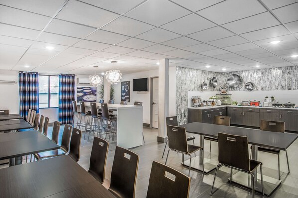 Petit déjeuner continental compris tous les jours