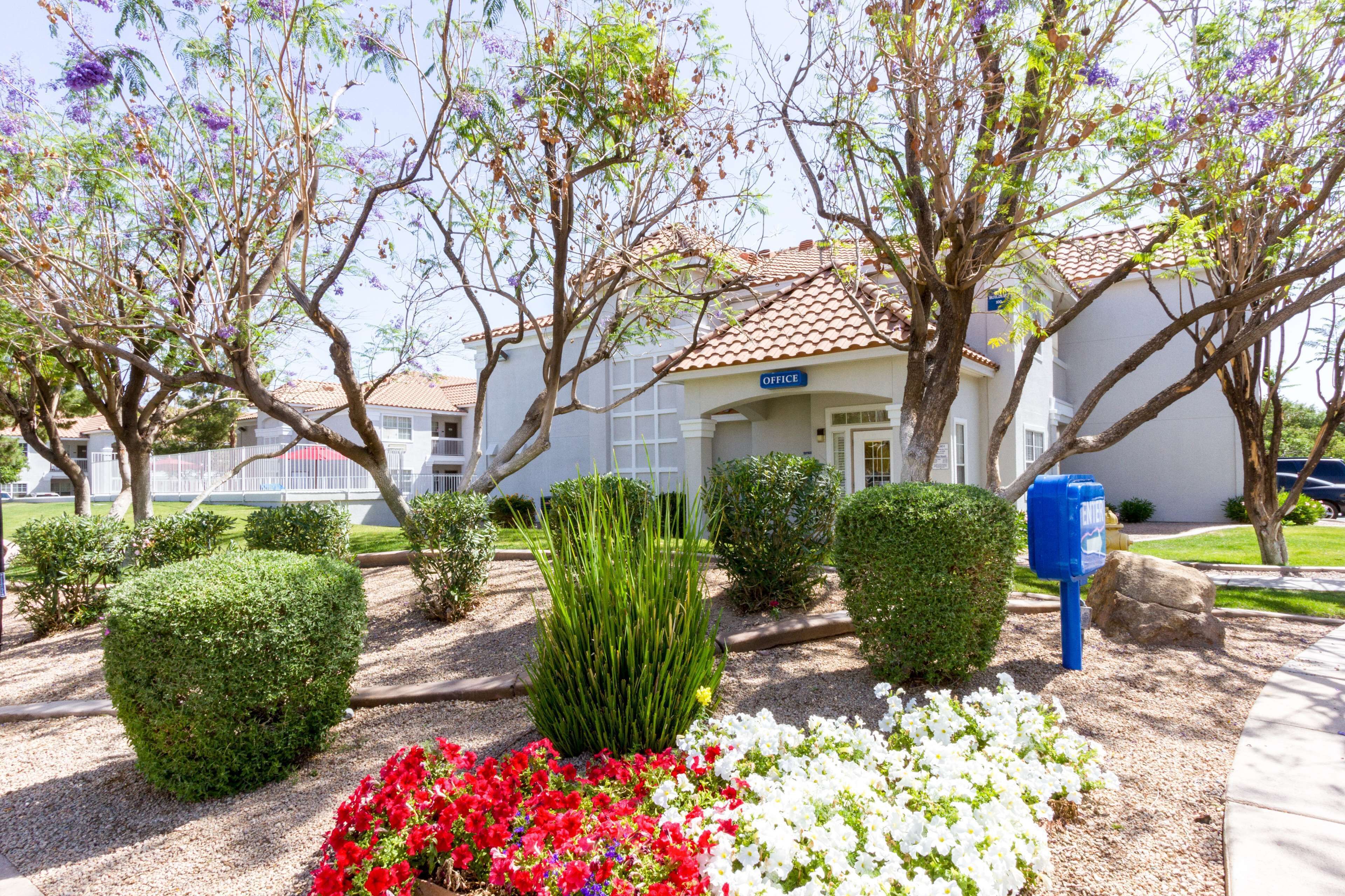 Grillaus-/piknikalue