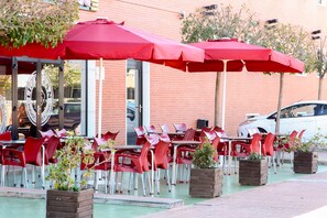 Terrace/patio - Hotel Madrid Arganda (Arganda del Rey)