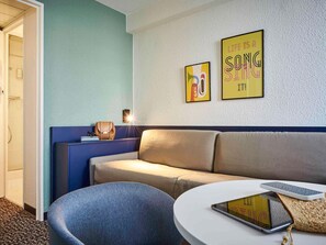 Superior Room, 1 Double Bed with Sofa bed | Premium bedding, desk, blackout curtains, soundproofing - ibis Paris Avenue d'Italie 13ème (Paris)