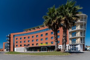 Exterior - B&B HOTEL Pisa Airport (Pisa)