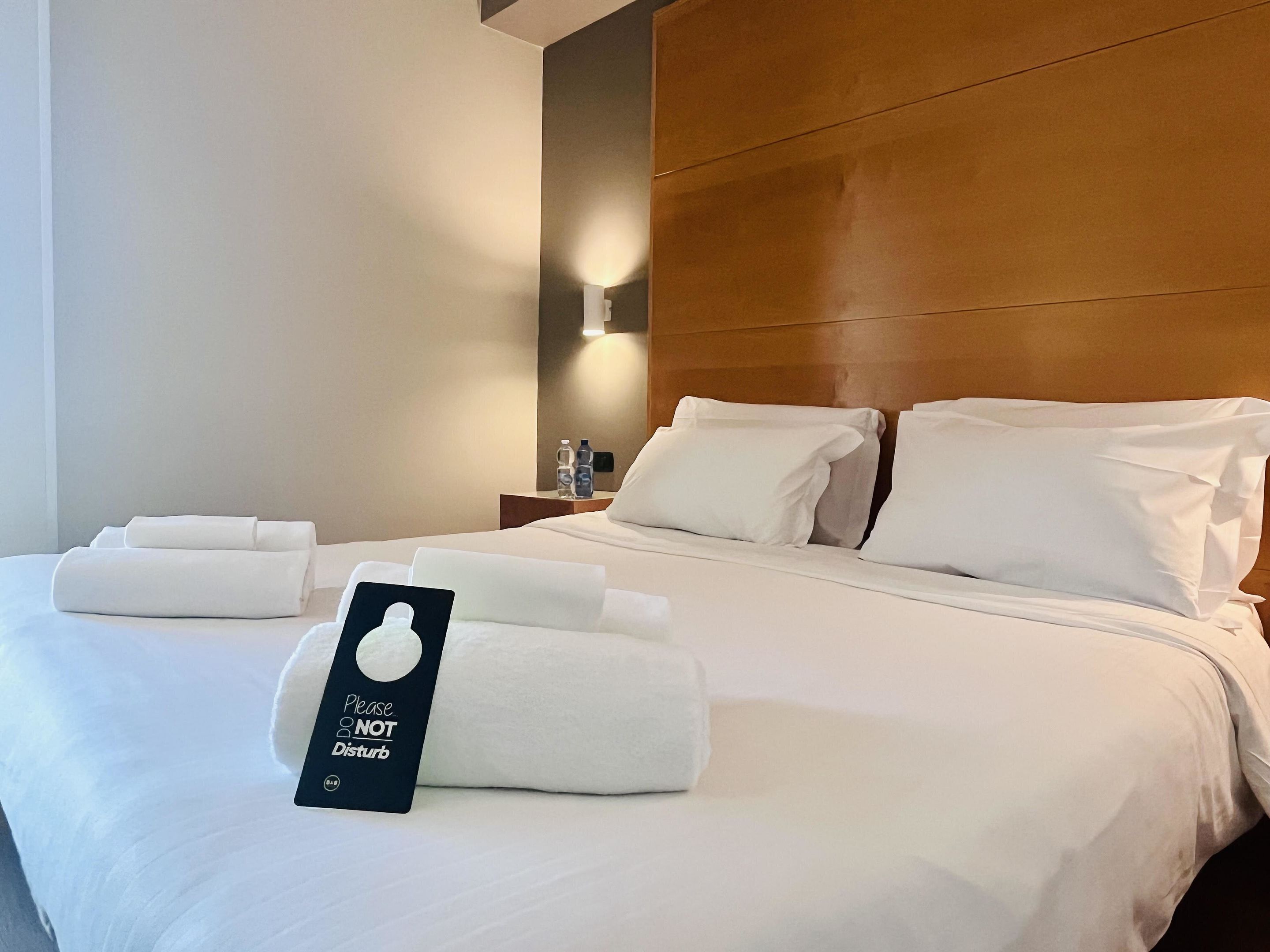 Superior Double Room, Non Smoking | In-room safe, desk, soundproofing, free WiFi