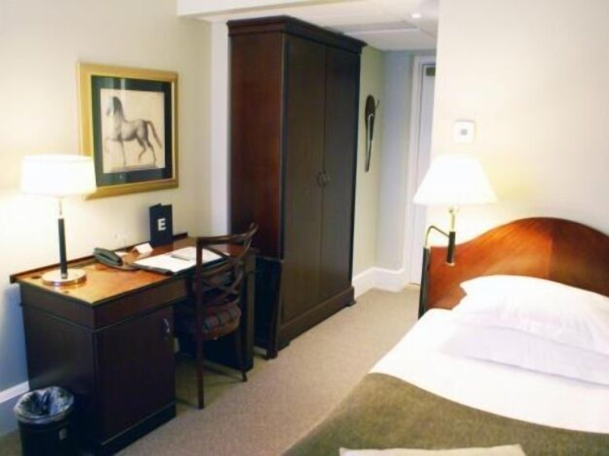 Minibar, in-room safe, desk, blackout drapes