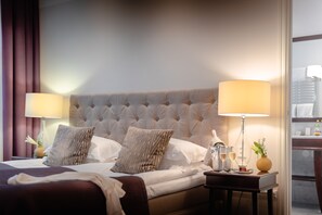 Minibar, in-room safe, desk, blackout drapes - Elite Hotel Mollberg (Helsingborg)