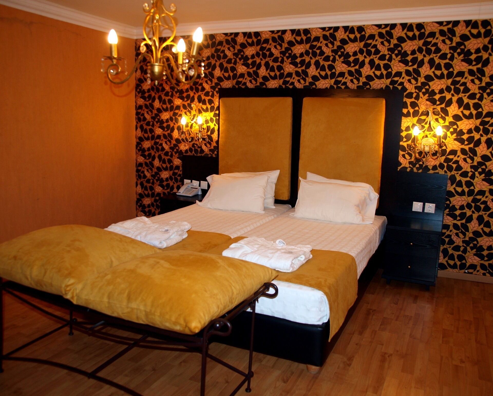 premium bedding, in-room safe, desk, soundproofing