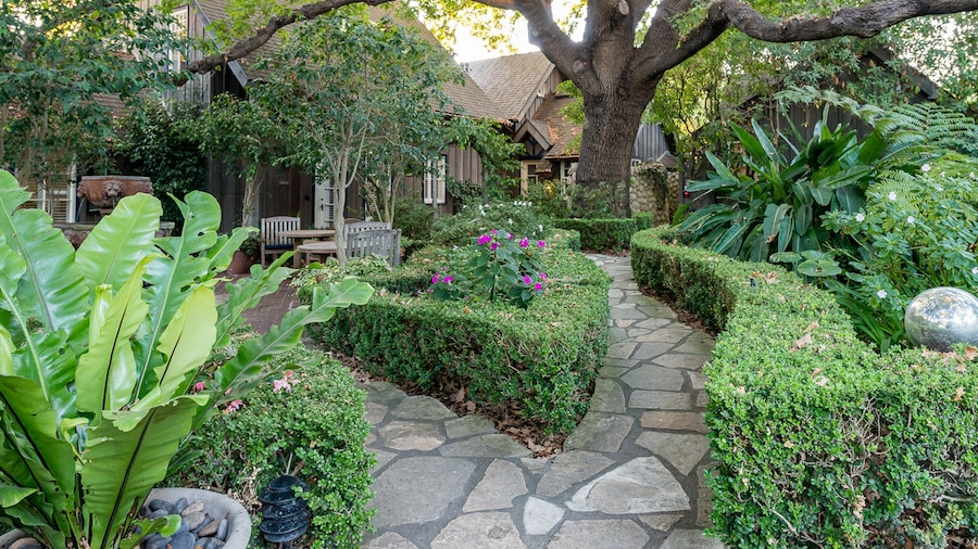 辛普森之家酒店