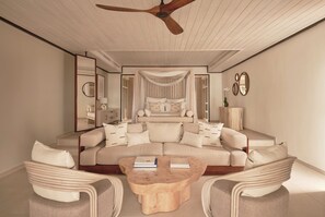 Bay Suite