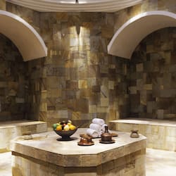 Couples treatment room(s), hot tub, steam room, Turkish bath/hammam
