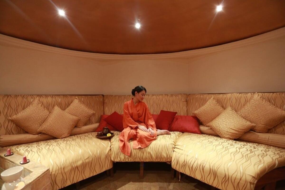 couples treatment room(s), hot tub, steam room, turkish bath/hammam