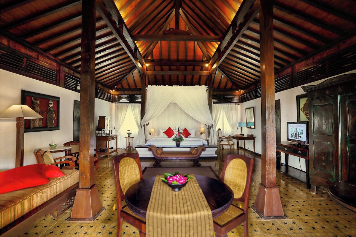 ambar family villa (mountain or garden/plantation view) | minibar, in-room safe, individually decorated, individually furnished