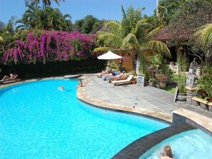 Udendørs pool