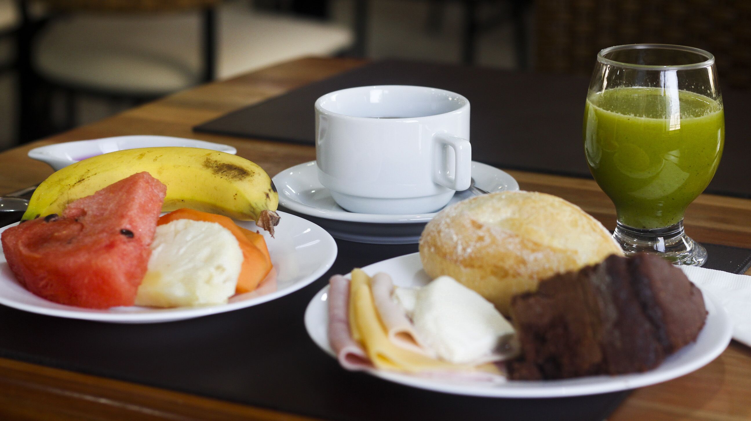 Sarapan prasmanan
