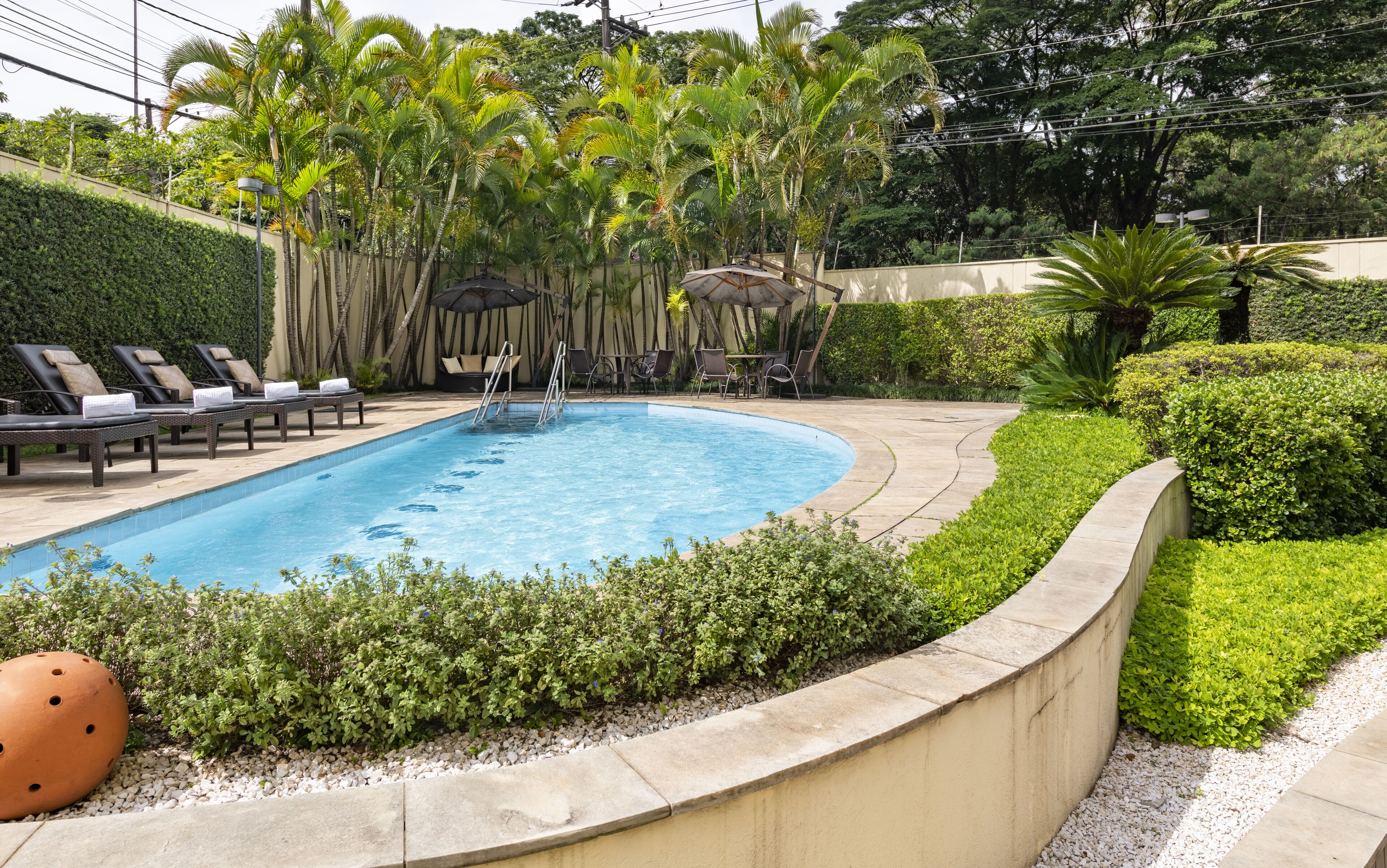 outdoor pool, pool loungers