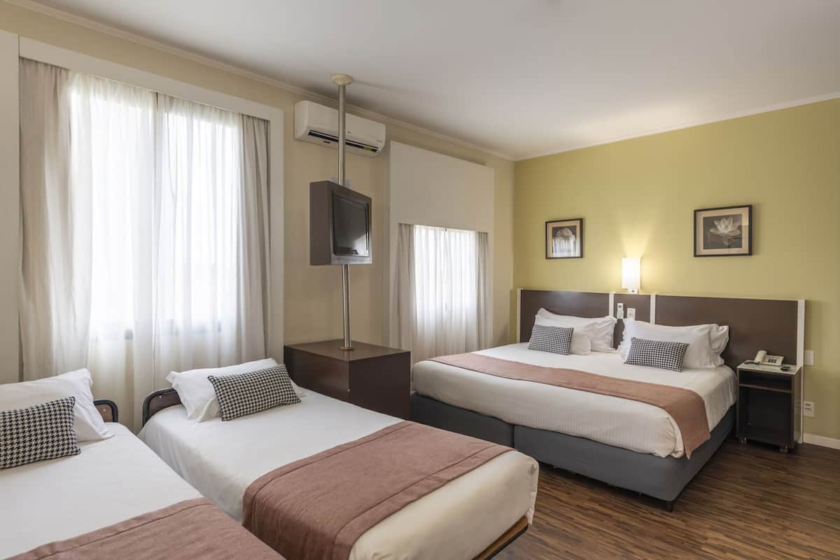 Minibar, in-room safe, desk, bed sheets