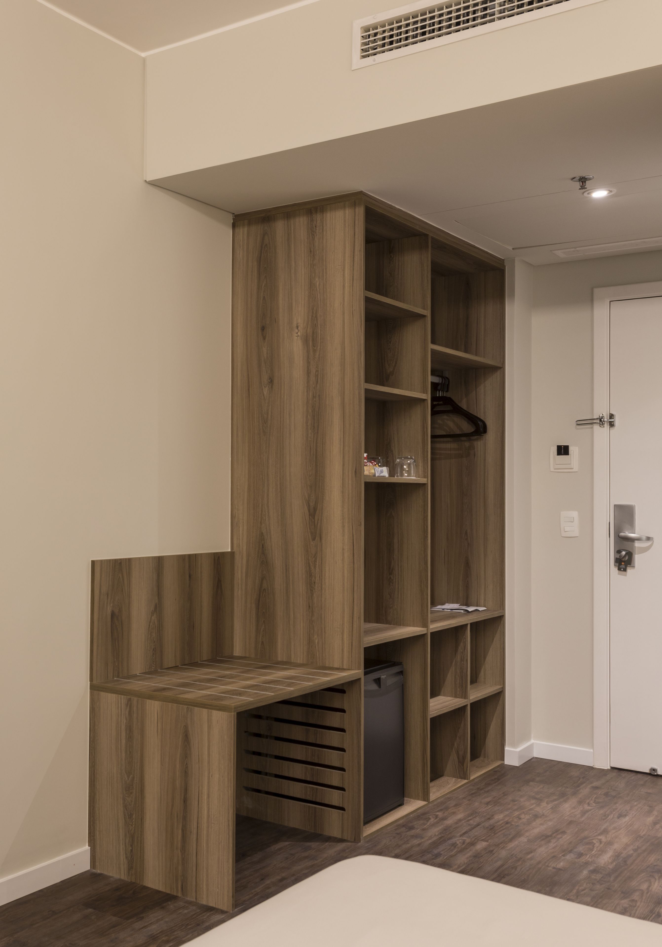 standard casal - 1 cama queen | 1 bedroom, minibar, in-room safe, desk