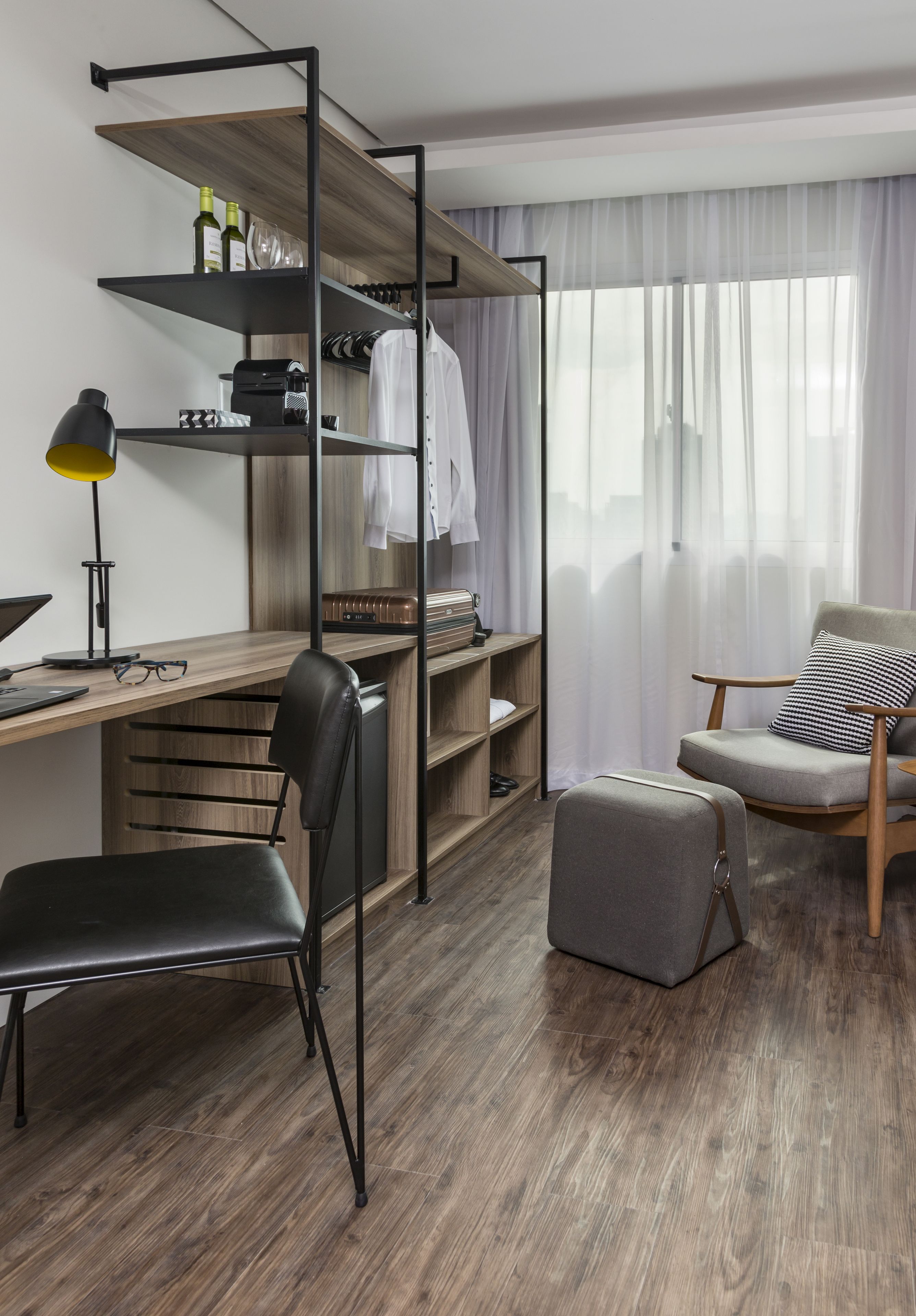 premium casal - 1 cama queen | 1 bedroom, minibar, in-room safe, desk