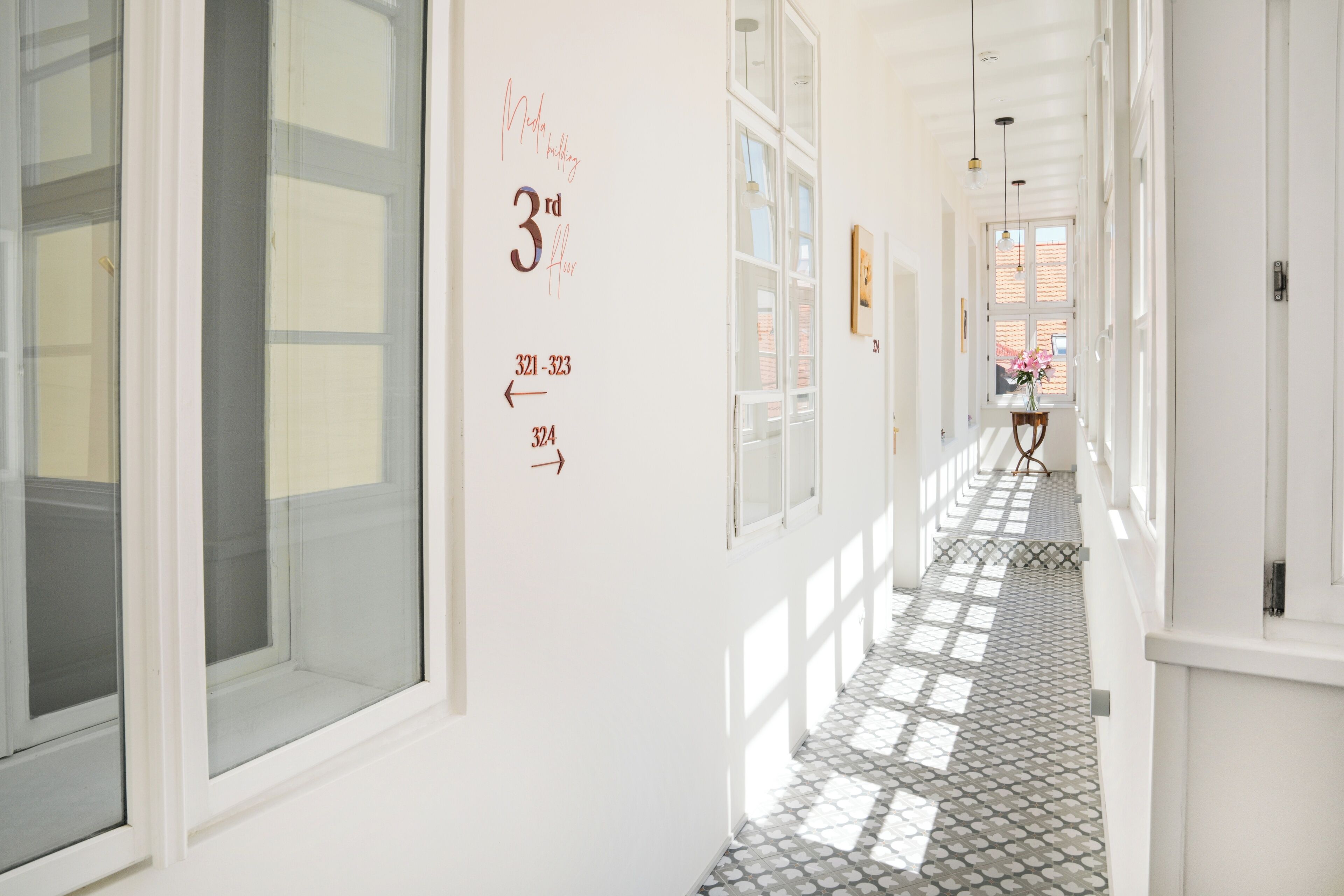 bookquet deluxe | premium bedding, select comfort beds, minibar, in-room safe