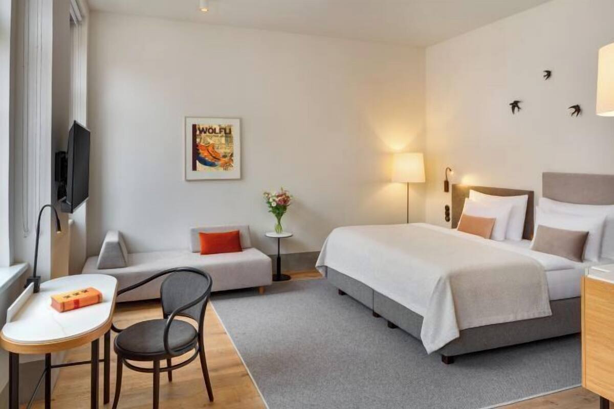 1 bedroom, premium bedding, Select Comfort beds, minibar