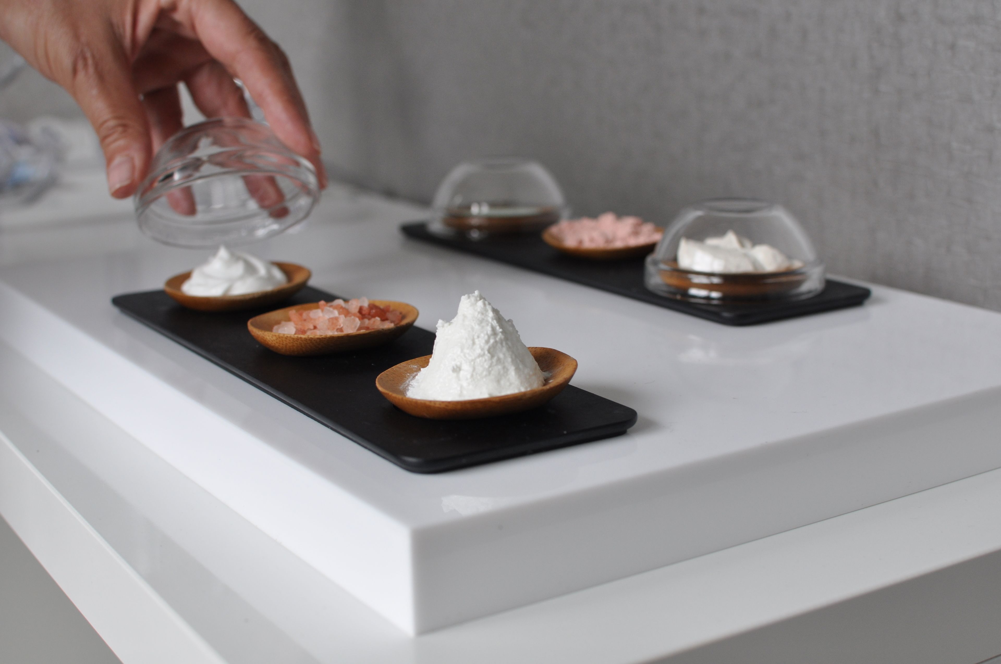 couples treatment room(s), sauna, hot tub, steam room, body treatments