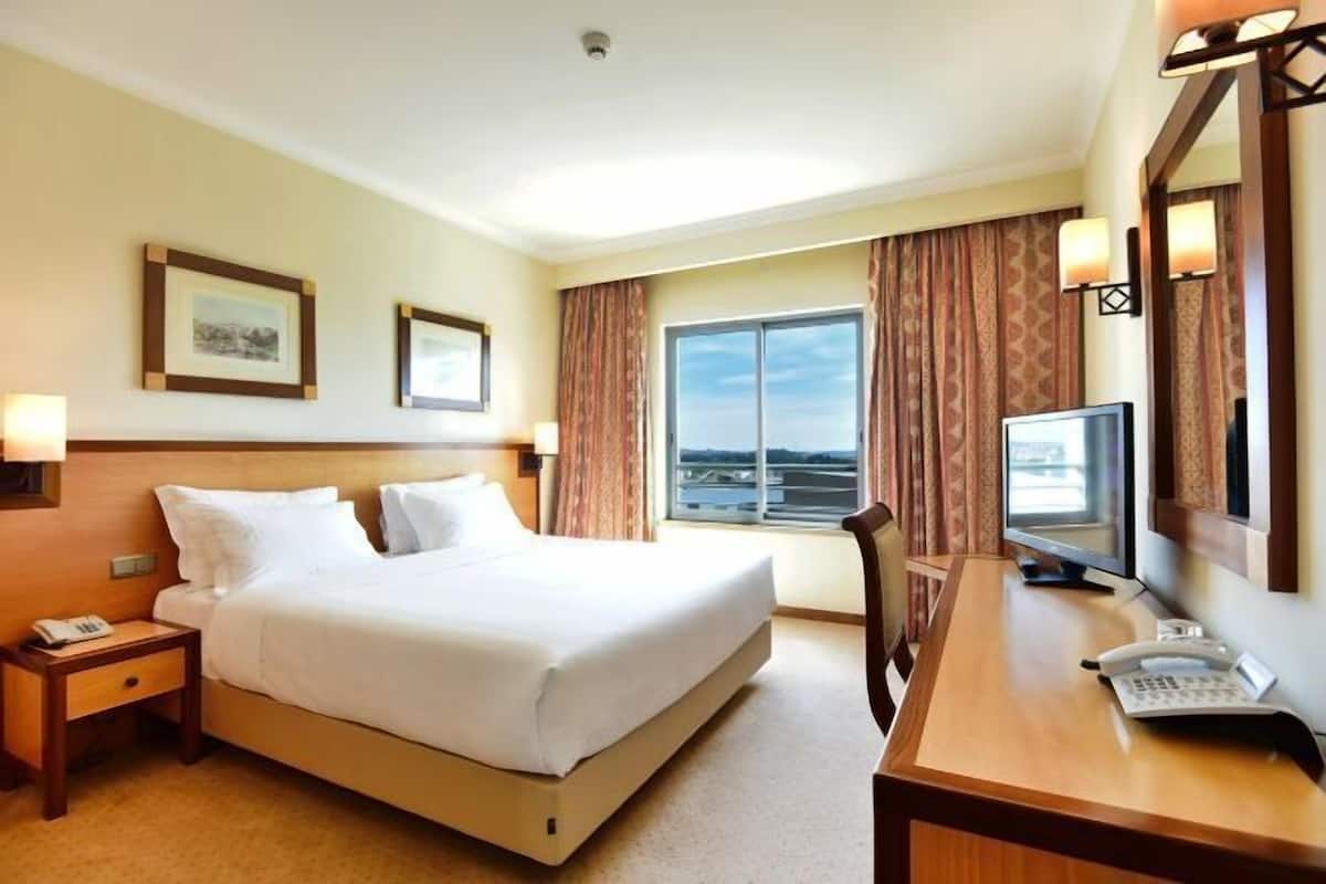 Minibar, in-room safe, desk, blackout curtains