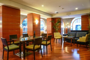 Lobby lounge - Hotel Master (Brescia)