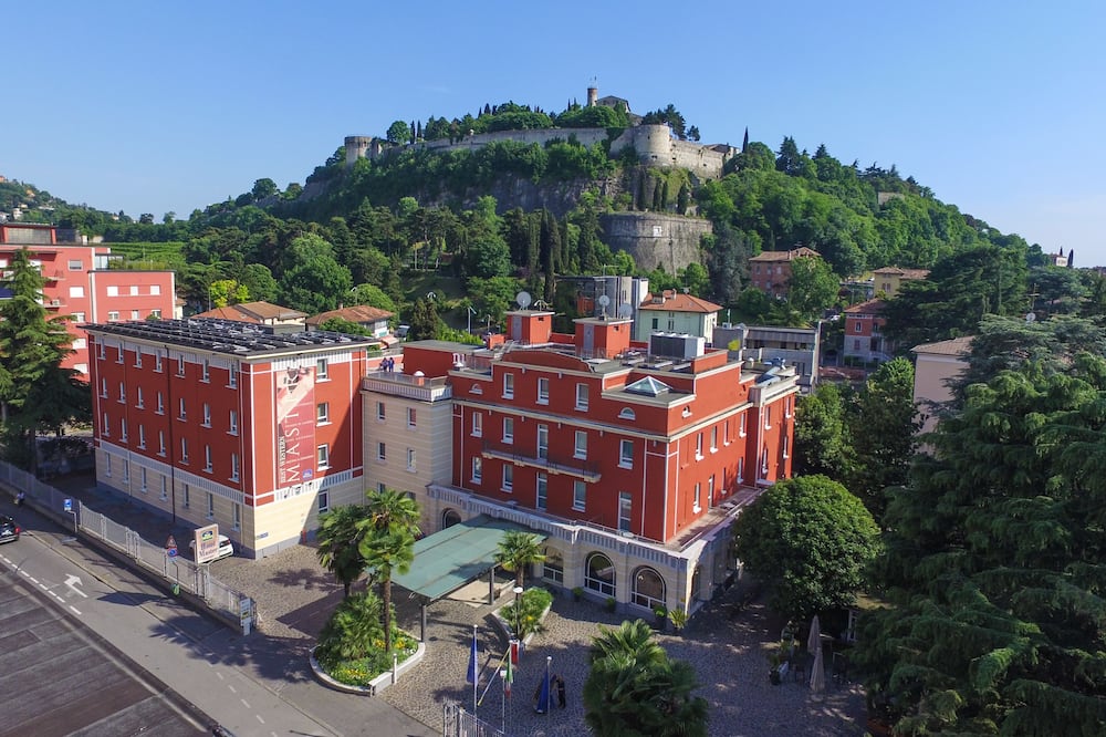 Hotel Master