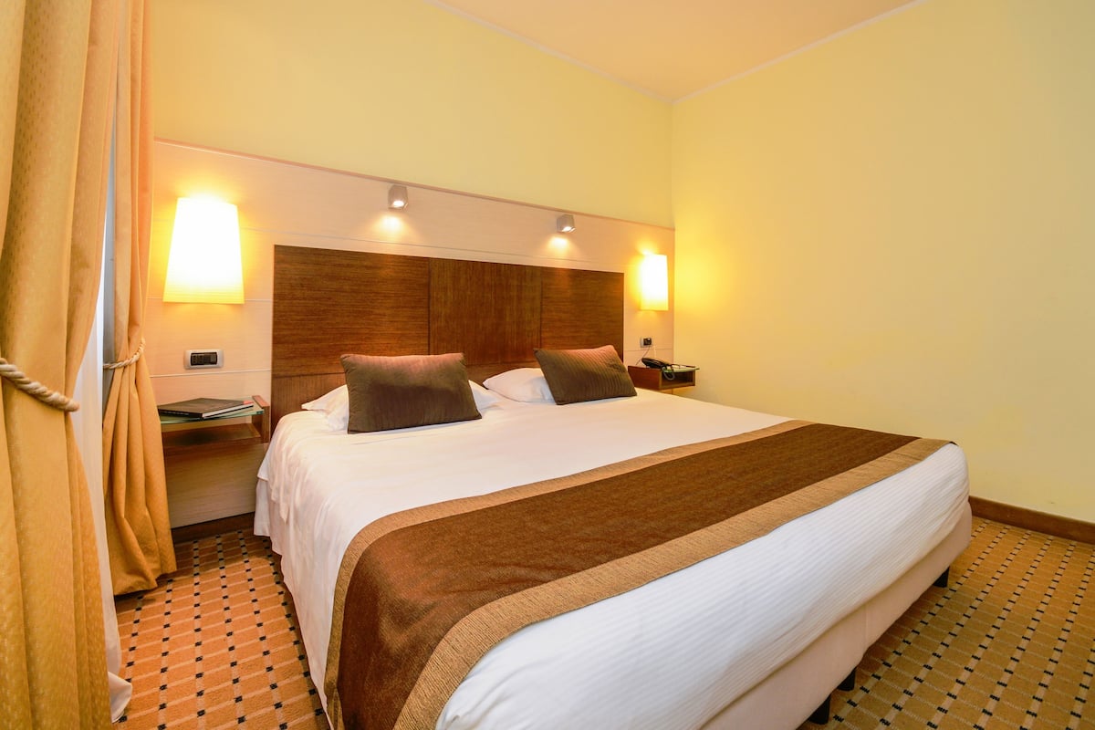 Hypoallergeen beddengoed, donzen dekbedden, een minibar