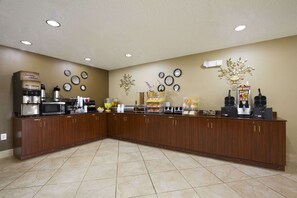 Breakfast area - Microtel Inn & Suites by Wyndham Lithonia/Stone Mountain (Lithonia)