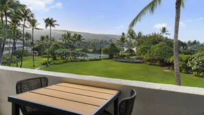 Unclassified image, 4 of 210, button - Outrigger Kona Resort and Spa (Kailua-Kona)