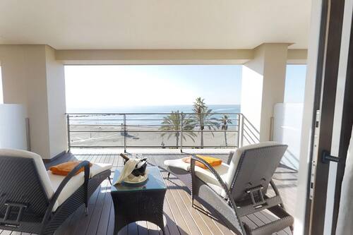 Beach/ocean view