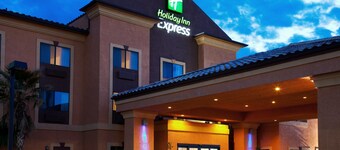 Holiday Inn Express Hotel & Suites Kingman by IHG