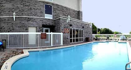 Hampton Inn Jacksonville East Regency Square