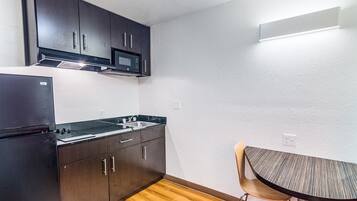 Frigorífico y microondas