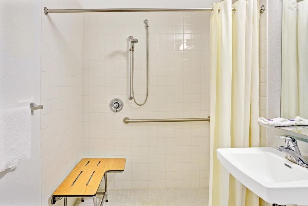 Photo - Knights Inn Jacksonville at Dix Ellis Trail