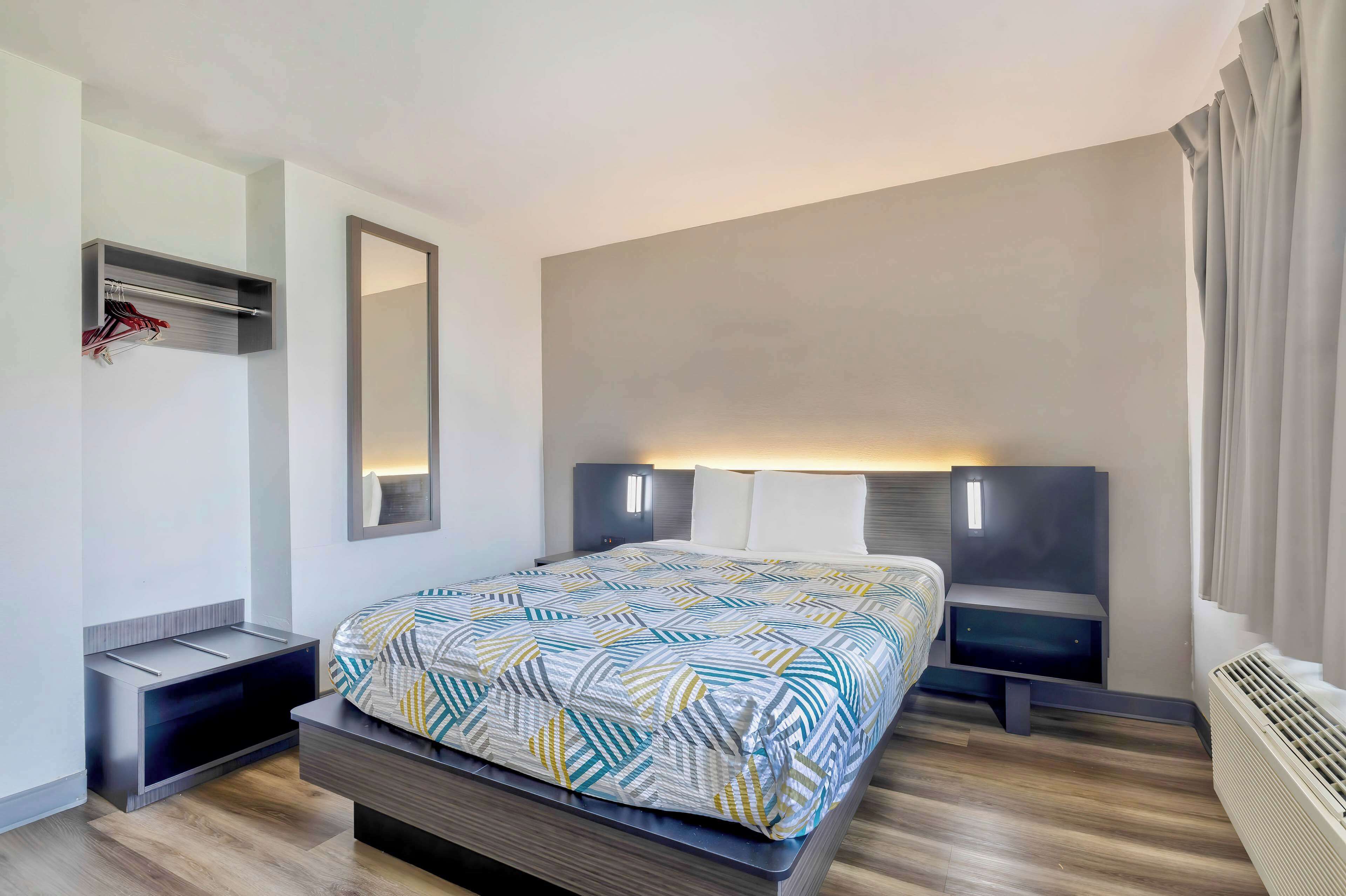 Photo - Motel 6-Villa Park, IL - Chicago West