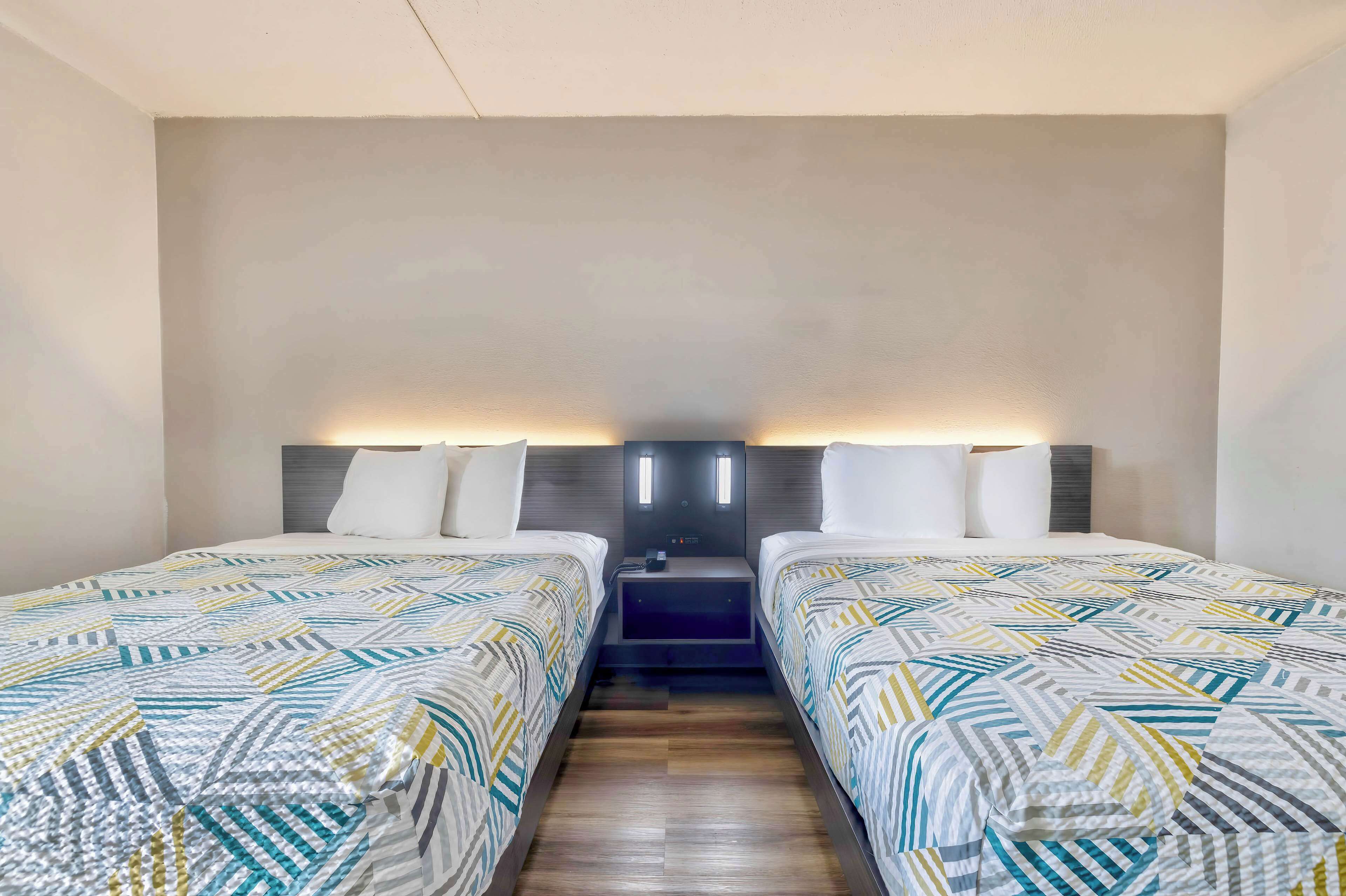 Photo - Motel 6-Villa Park, IL - Chicago West