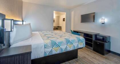 Motel 6 Albuquerque, NM - Carlisle