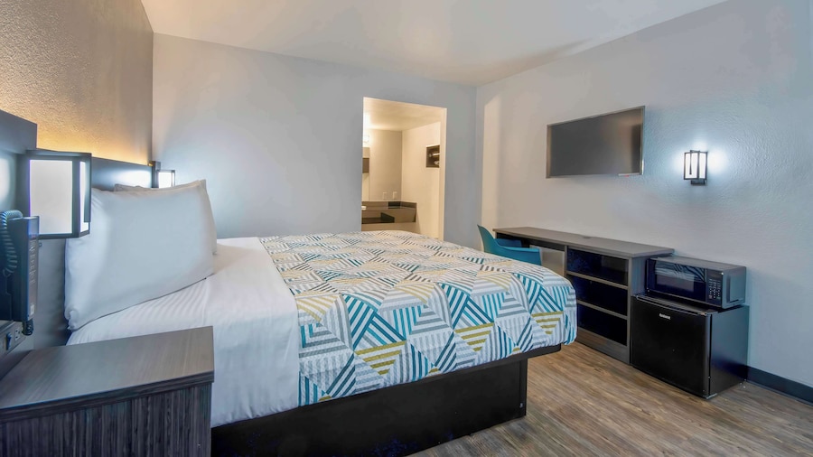 Motel 6 Albuquerque, NM - Carlisle